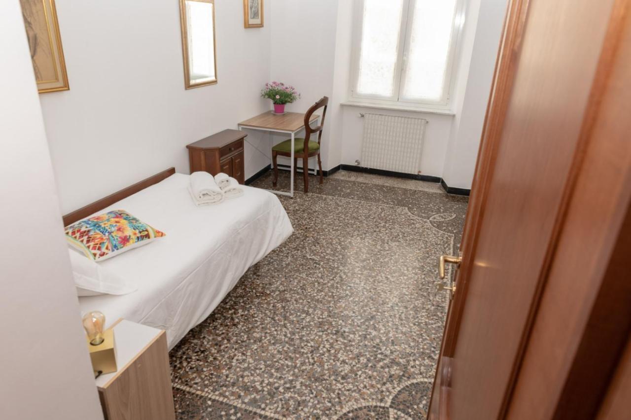 Living Sestri Airport Apartment Genoa Exterior photo